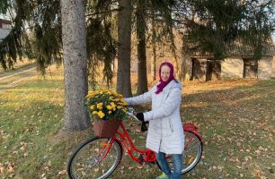 velosyped 306x200 - Депутат от «Нашего края» обеспечил велосипедом соцработника Житомирской области