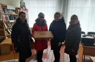 biblioteky 306x200 - Депутат от «Нашего края» поспособствовал выделению средств на ноутбуки для библиотек Житомирской области